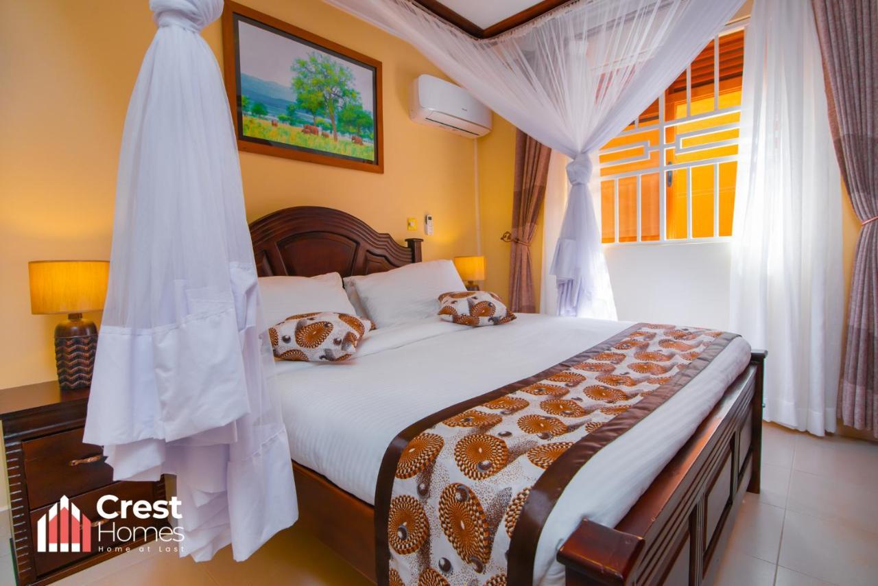 Crest Homes Uganda Kitende Eksteriør bilde
