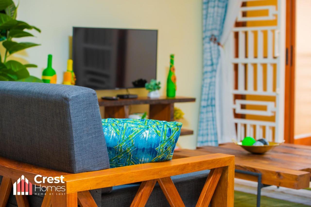 Crest Homes Uganda Kitende Eksteriør bilde