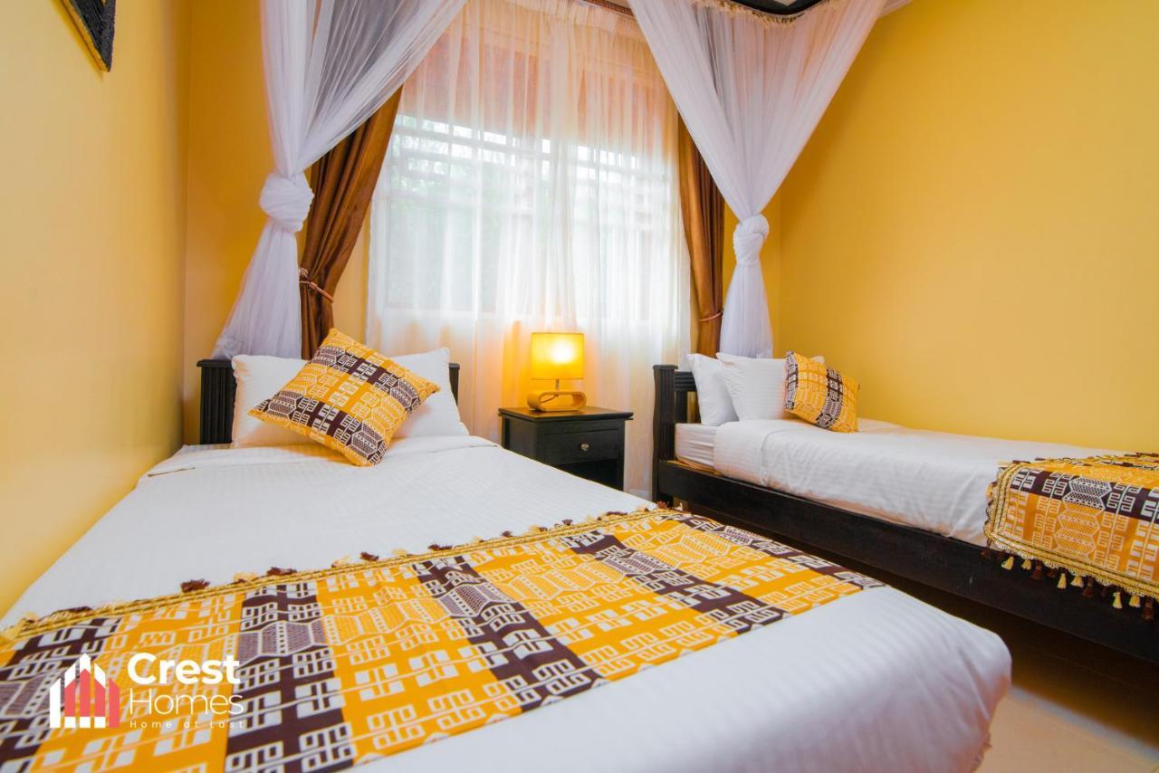 Crest Homes Uganda Kitende Eksteriør bilde