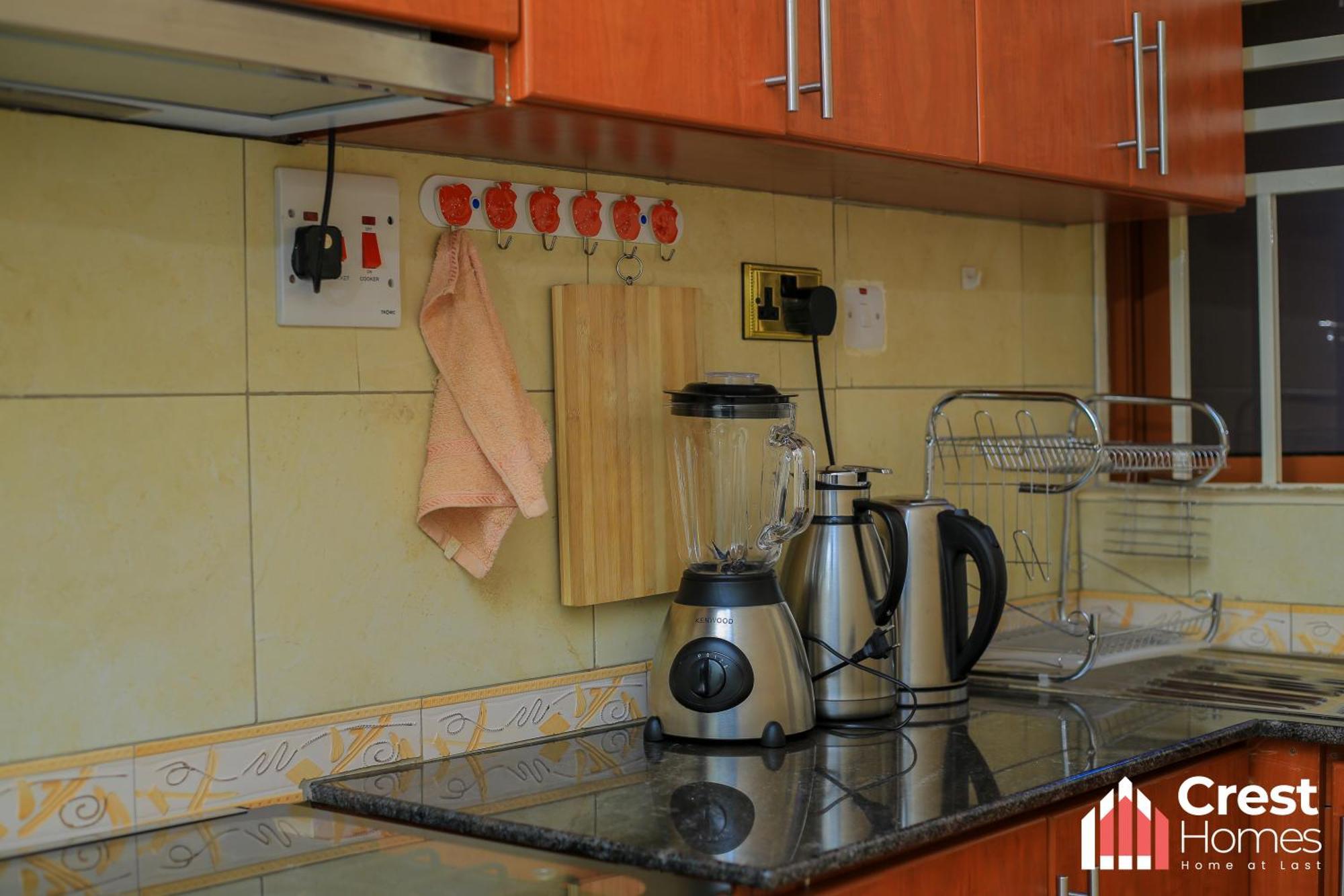 Crest Homes Uganda Kitende Eksteriør bilde